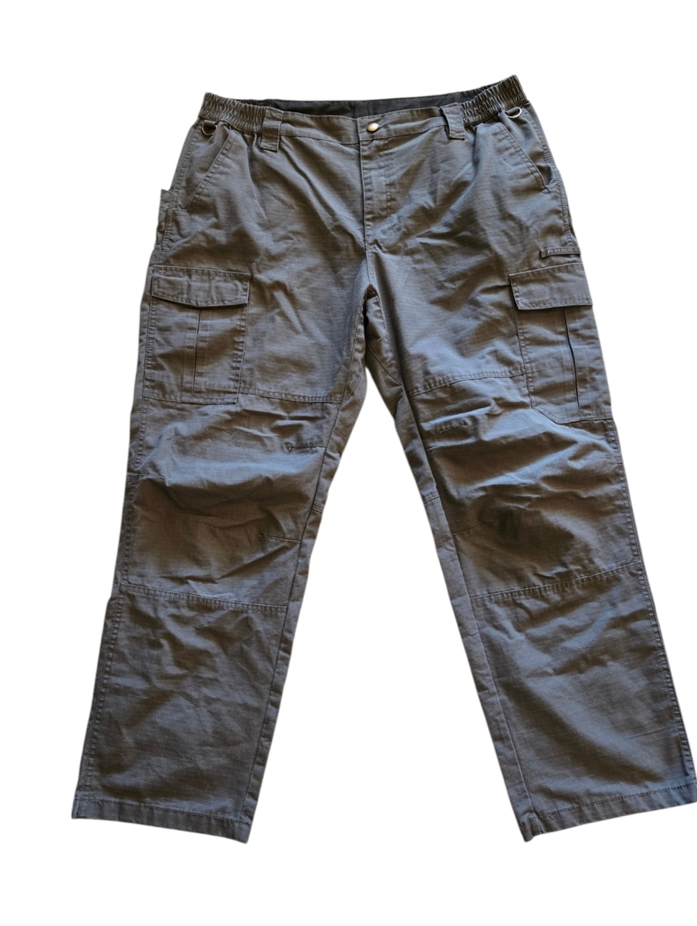 NWOT Men's Gray Relaxed Fit Cargo Pants  Work Pants